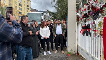 Saldırıda ölen öğrencilerin ailelerine destek için Kahramanmaraş'a geldiler