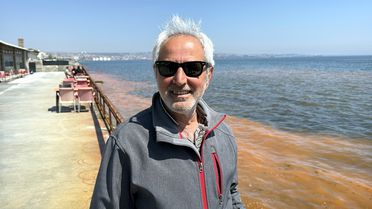 Görüntü Marmara'dan! Deniz turuncu renge büründü