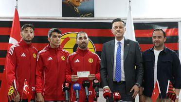 AK Parti Milletvekili Nebi Hatipoğlu'ndan Eskişehirspor'a tarihi prim