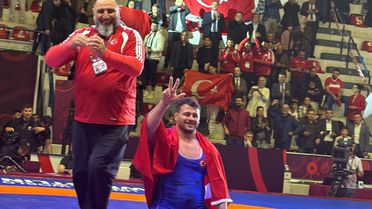 Rıza Kayaalp, 13. Avrupa Şampiyonu!