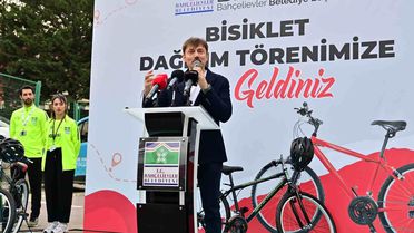 Bahçelievler'de 100 vatandaşa bisiklet dağıtım töreni
