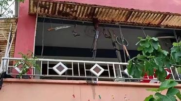 Hatay'da Balkonda Silah Sergileyen Şahıs Yakalandı