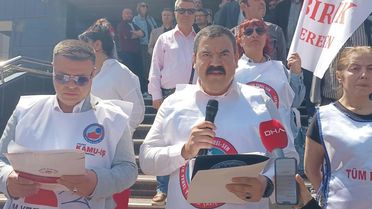 Buca Belediyesi'nde Memurlar İş Bırakma Eylemi Sürüyor