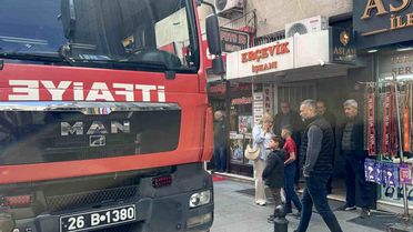 Eskişehir'de Duman Panik Yarattı, Yangın Değil Kalorifer Kazanı Çıktı
