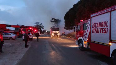 Kartal'da Çöplükte Yangın Çıktı
