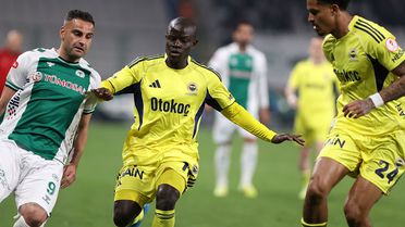 Konyaspor-Fenerbahçe maçında televizyona yansıyan anlam verilemeyen ses