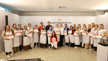 Kızılay'dan Depremzedelere Aşçılık Atölyesi