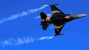 SOLOTÜRK Prova Uçuşu ile Antalya'da Coşku Sardı