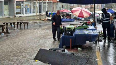 Süleymanpaşa'da Şiddetli Yağış Yaşamı Olumsuz Etkiledi