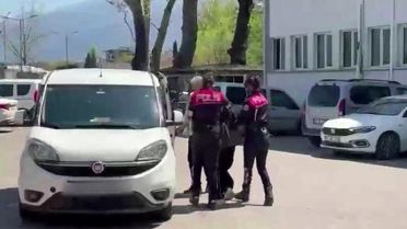 Canlı Yayında Bıçaklı Kavga
