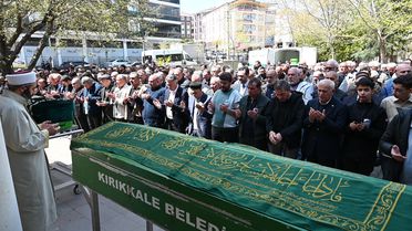 Sincan'da Yangında Hayatını Kaybeden Adem Ulucan Toprağa Verildi