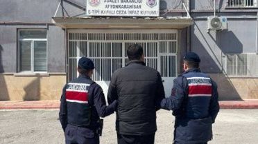 Afyonkarahisar’da 21 yıl hapis cezası bulunan şahıs yakalandı