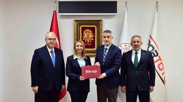 Bilecik'e büyük spor yatırımı için imzalar atıldı