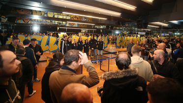 Fenerbahçe Kadın Basketbol Takımı Taraftarlarıyla Buluştu