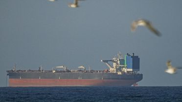 İran, biri İsrail ile bağlantılı iki gemiyi ele geçirdi