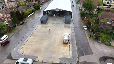 Tuhafiyeciler pazaryeri kapılarını açıyor