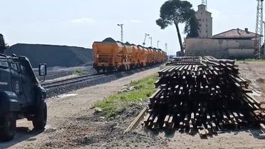 Akçakale'de mayına basan kadın ağır yaralandı