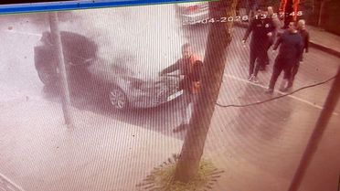 Avcılar'da Otomobil Yangını