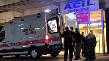 17 Yaşındaki Genç Yabani Ot ve İlaçtan Zehirlendi