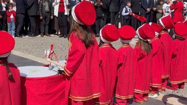 CHP'lilerin çocuklara sırtını dönmesine Özel'den ilk yorum