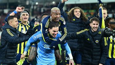 Fenerbahçe yönetiminden Galatasaray derbisi öncesi prim kararı