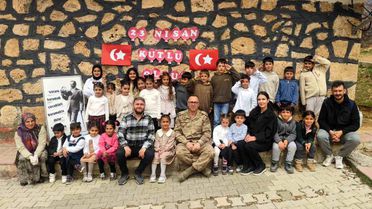 Jandarma'dan Okul Güvenliği ve Bayram Desteği