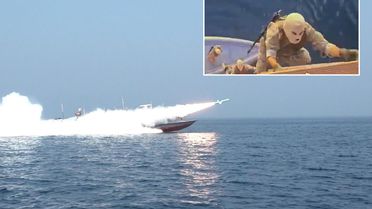 İran, Hürmüz Boğazı'nda 2 Gemiyi Ele Geçirdi