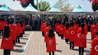 Kahramanmaraş'ta 23 Nisan kutlamaları okul saldırısı nedeniyle sade geçti