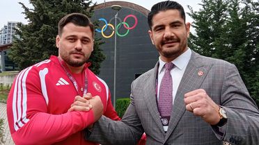 Rıza Kayaalp'tan Tarihi Şampiyonluk