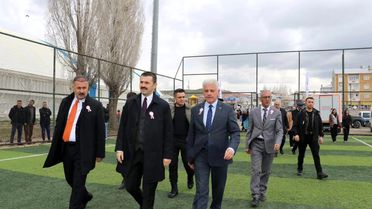 Tutak'ta 23 Nisan Çocuk bayramı coşkuyla kutlandı