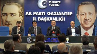 AK Parti'den CHP'ye mehter tepkisi