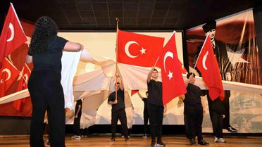 Esenyurt'ta 23 Nisan kutlamaları çocukların gösterileriyle taçlandı