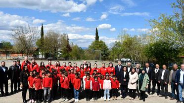 Samsunspor Voleybol Akademi'den Vezirköprü'de sosyal sorumluluk projesi