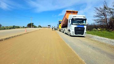 Aydın'da 17 ilçede eş zamanlı yol seferberliği