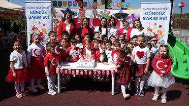Çocuklar Gündüz Bakımevinde 23 Nisan büyük bir coşku ile kutladı
