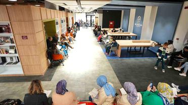 Denizli'de 23 Nisan'da Kitap Şöleni: 'Telefonu Bırak, Kitaba Sarıl'