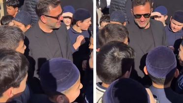 Kur'an kursu öğrencileriyle bir araya gelen Okan Buruk, dua istedi