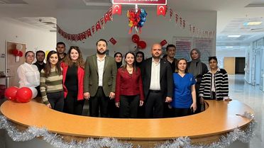 Ağrı’da hastanedeki çocuklara 23 Nisan sürprizi