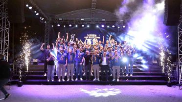 Basketbol Süper Ligi'ne yükselen Çayırova Belediyesi'nde şampiyonluk coşkusu