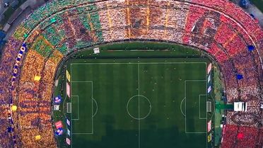 İşte futbol bu! Efsane isme unutamayacağı anlar yaşattılar