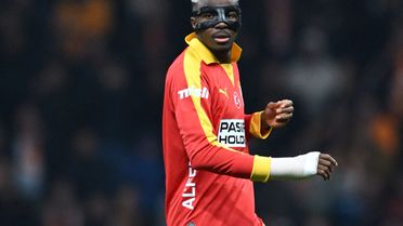 Osimhen'in derbide oynayıp oynayamayacağı netlik kazandı