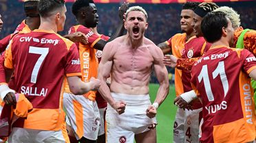 Şampiyonluk ateşini yaktılar! Galatasaray, Fenerbahçe'ye gol oldu yağdı