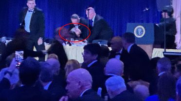 Trump’ın yemeğinde silahlı saldırı! Gizli servis anında müdahale etti