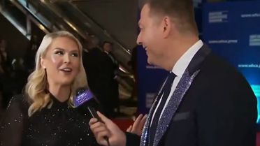 Yemek öncesi yapılan açıklama gündem oldu: Bu akşam sahnede kurşunlar sıkılacak