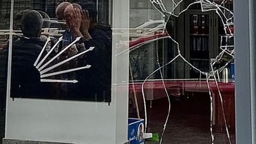 CHP Keçiören İlçe Başkanlığı binasına taşlı saldırı