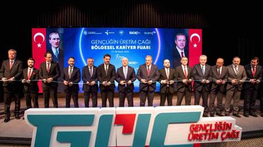 İKAF'26 'Gençliğin Üretim Çağı' temasıyla kapılarını açtı
