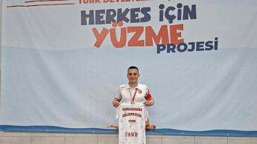 Kahramanmaraşlı yüzücü Doğukan Demir Türkiye şampiyonu oldu