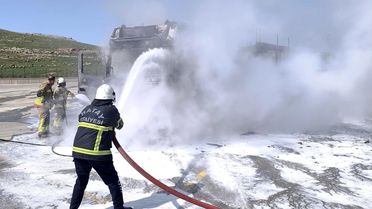 Reyhanlı'da Tır Yangını