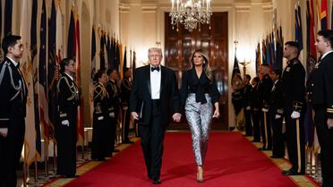 Trump, eşi hakkında şaka yapan Jimmy Kimmel’ı hedef aldı: Derhal kovulmalı