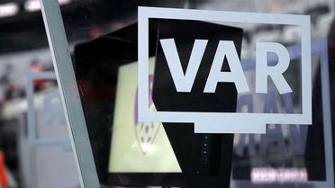 Tüm ülkeyi karıştıran olay! VAR odasına gizlice girip maçlara şaibe karıştırdı